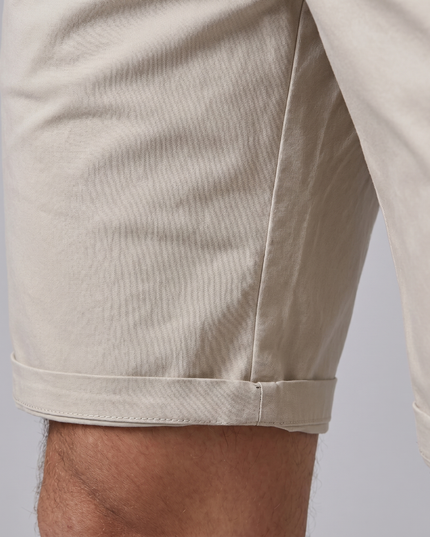 Men's Chino Shorts in Cotton with Side Pockets
