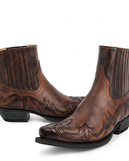 Men's Pointed-Toe Western Boots with Stitched Detail