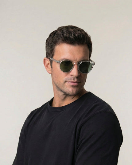 Men's Polarized Sunglasses with a Classic Round Frame