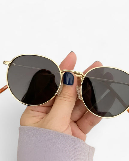 Men's Retro Round Sunglasses with a Double Bridge Detail