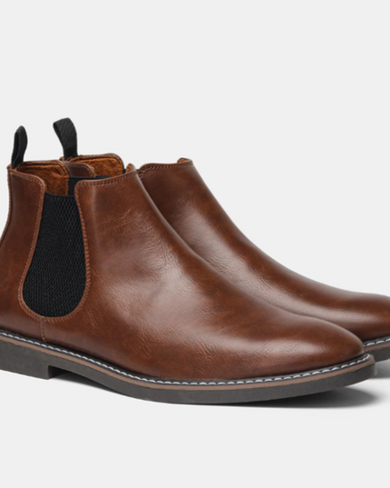 Men's Round-Toe Chelsea Boots with a Back Pull Tab