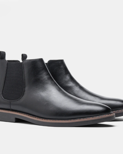 Men's Round-Toe Chelsea Boots with a Back Pull Tab