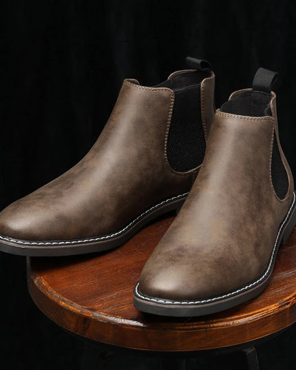 Men's Round-Toe Chelsea Boots with a Back Pull Tab