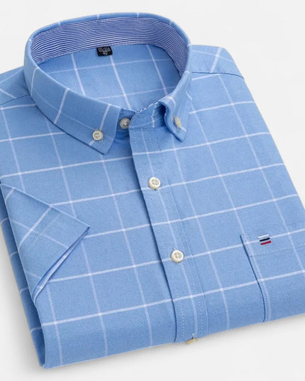 Men's Short Sleeve Oxford Shirt with a Button-Down Collar