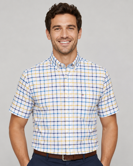 Men's Short Sleeve Oxford Shirt with a Button-Down Collar
