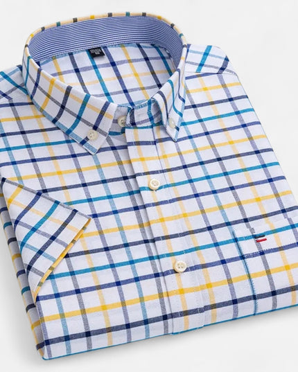 Men's Short Sleeve Oxford Shirt with a Button-Down Collar