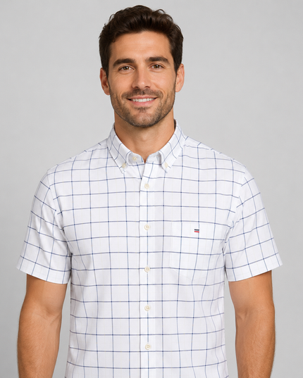 Men's Short Sleeve Oxford Shirt with a Button-Down Collar
