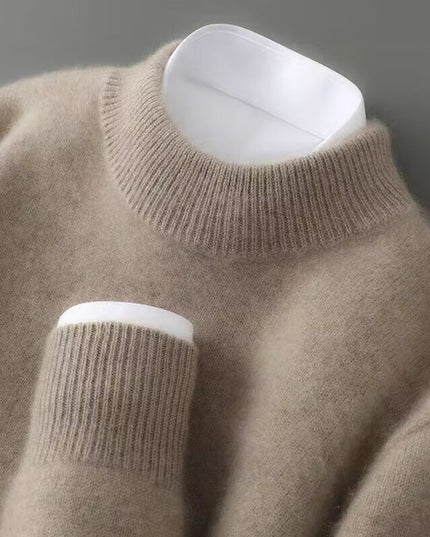 Men's Soft Pullover with Raglan Seams and a Ribbed Hem