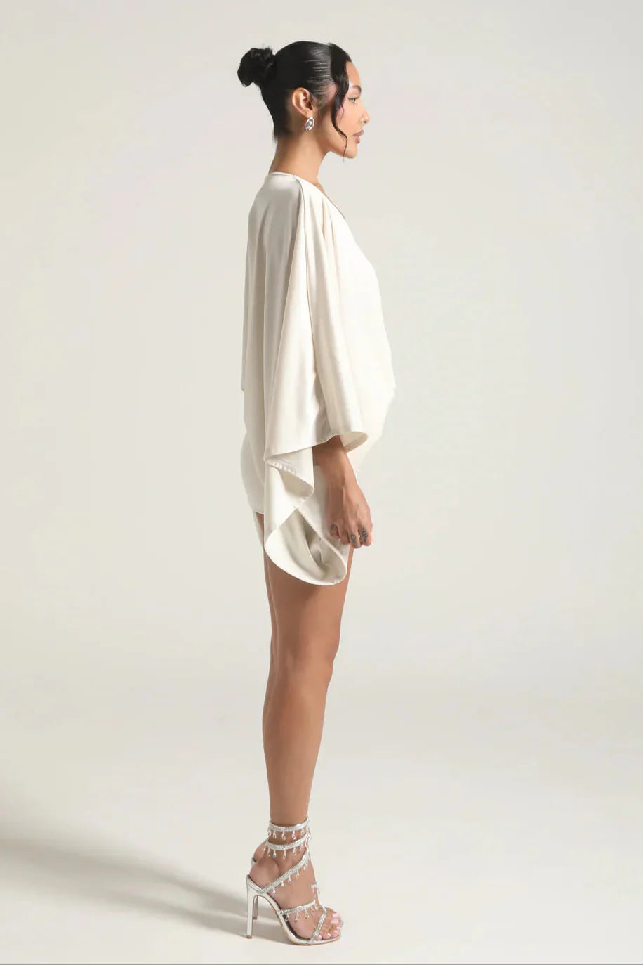 Women's Cape Sleeve Flowy Cocktail Party Mini Dress