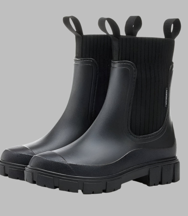 Women's Chelsea Rain Boots in Ribbed Knit with a Lug Sole