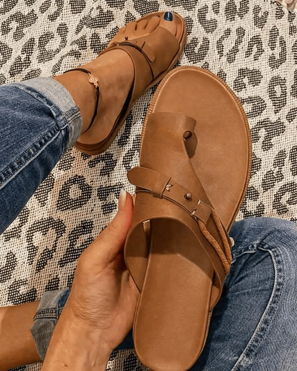 Women's Crisscross Flat Sandals with a Toe Loop