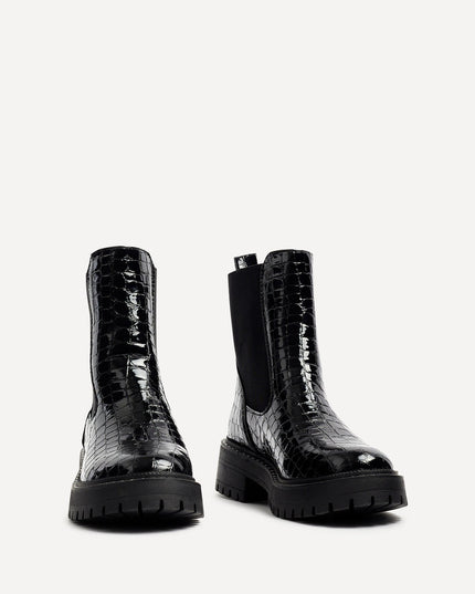 Women's Croc-Embossed Chelsea Boots with a Lug Sole