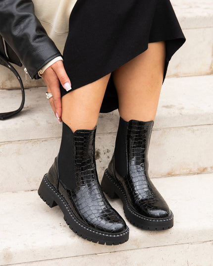 Women's Croc-Embossed Chelsea Boots with a Lug Sole