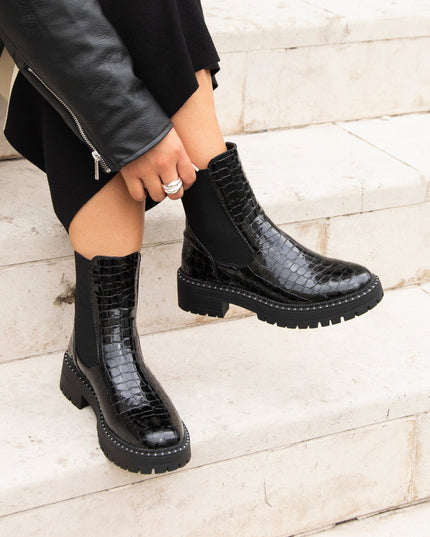 Women's Croc-Embossed Chelsea Boots with a Lug Sole
