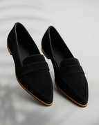 Black / US 7 / AU 5