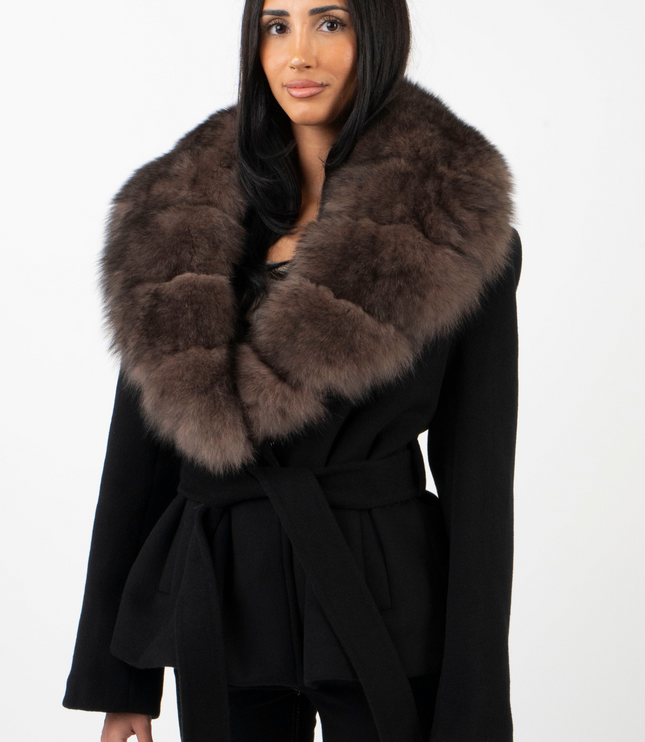 Women's Faux Fur Collar Tailored Winter Jacket