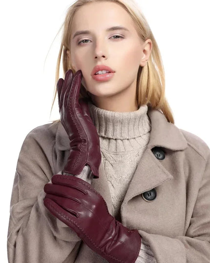 Women's Fleece-Lined Gloves in Faux Leather