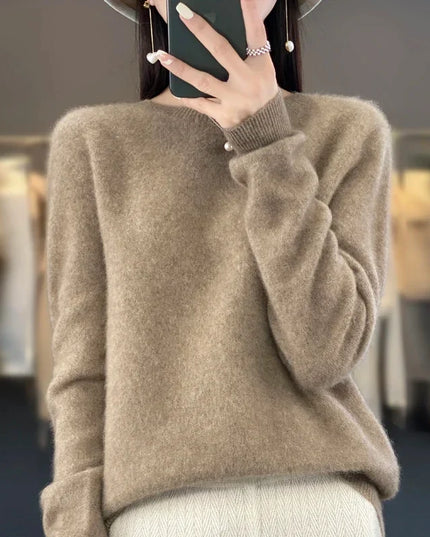 Women's Lightweight Fine-Knit Sweater with a Round Neck