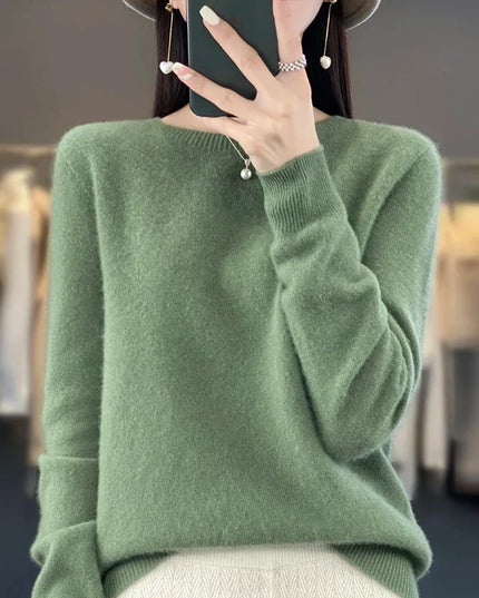 Women's Lightweight Fine-Knit Sweater with a Round Neck