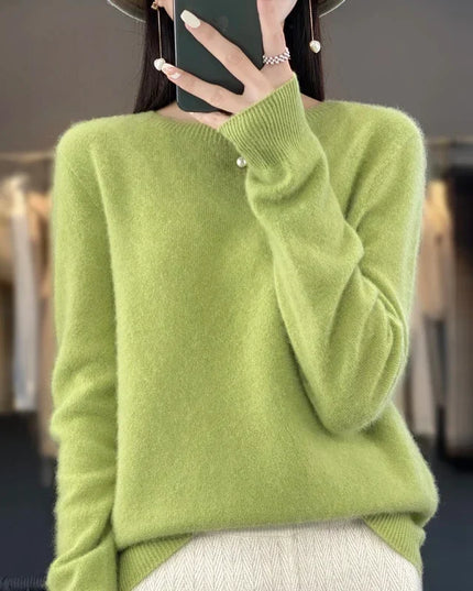 Women's Lightweight Fine-Knit Sweater with a Round Neck