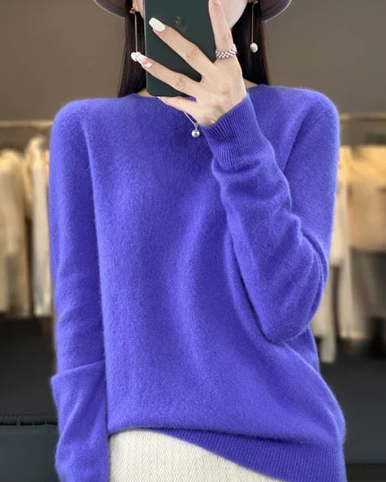 Women's Lightweight Fine-Knit Sweater with a Round Neck