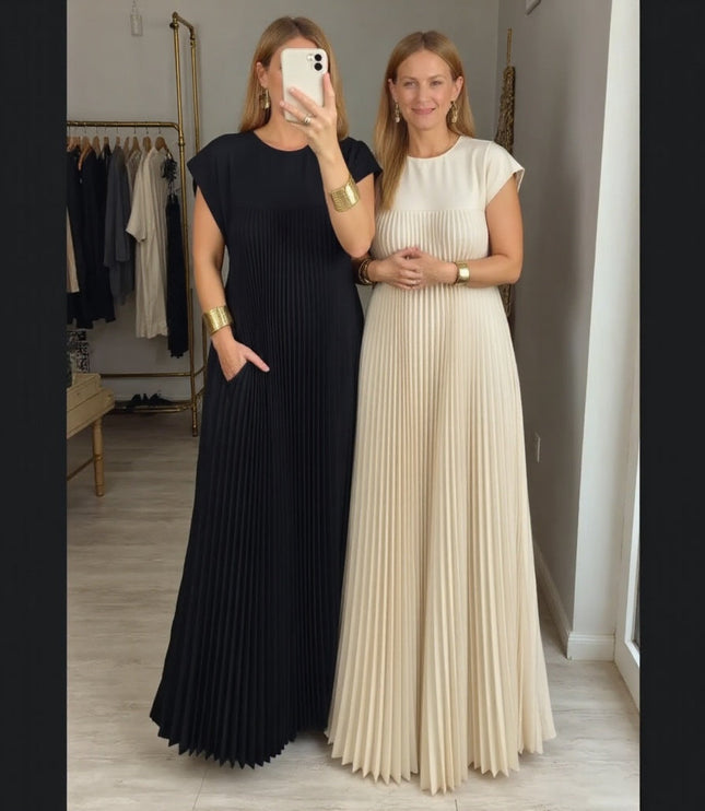 Women's Maxi Dress with Fine Pleats and Side Pockets