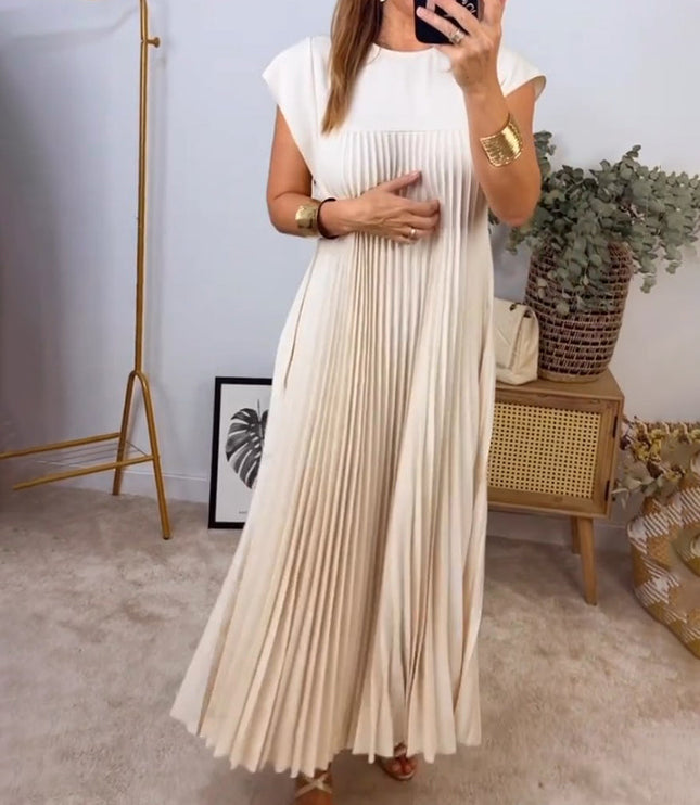 Women's Maxi Dress with Fine Pleats and Side Pockets