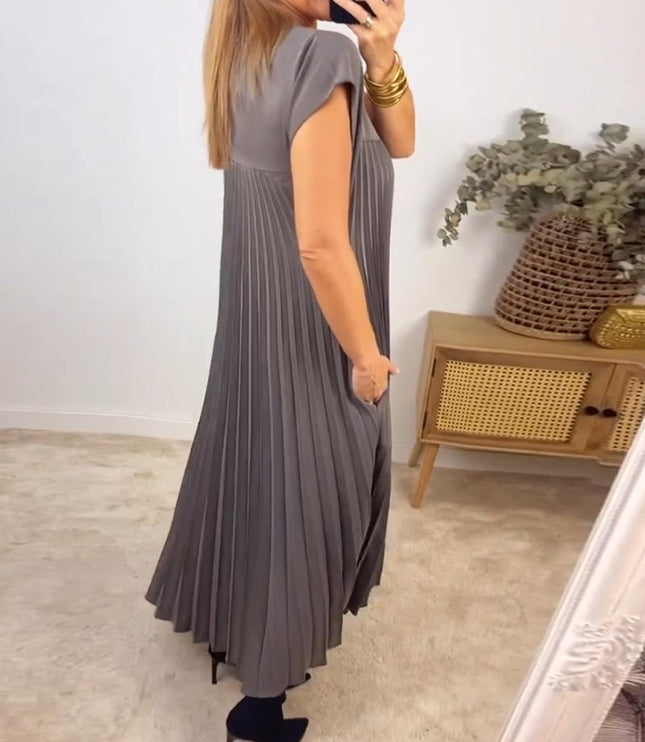 Women's Maxi Dress with Fine Pleats and Side Pockets