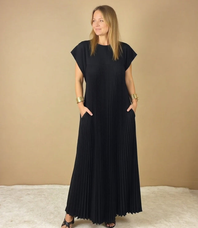 Women's Maxi Dress with Fine Pleats and Side Pockets