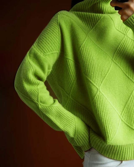 Women's Oversized Diamond Knit Turtleneck Sweater