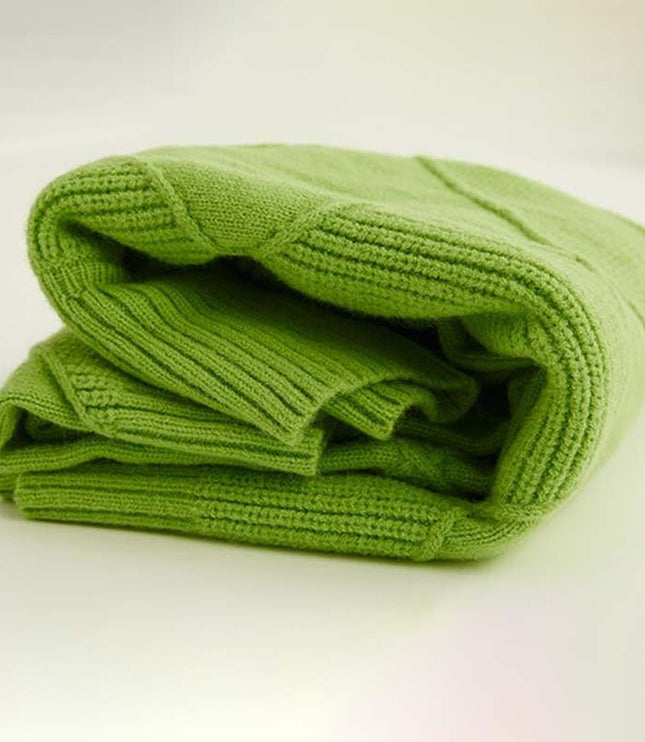 Women's Oversized Diamond Knit Turtleneck Sweater
