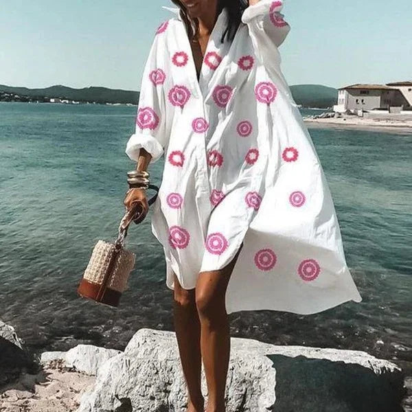 Women's Relaxed Button-Down Dress with a Point Collar
