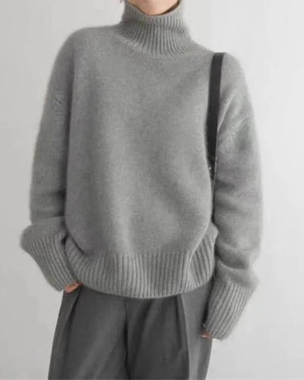 Women's Ribbed Turtleneck Pullover in a Boxy Fit