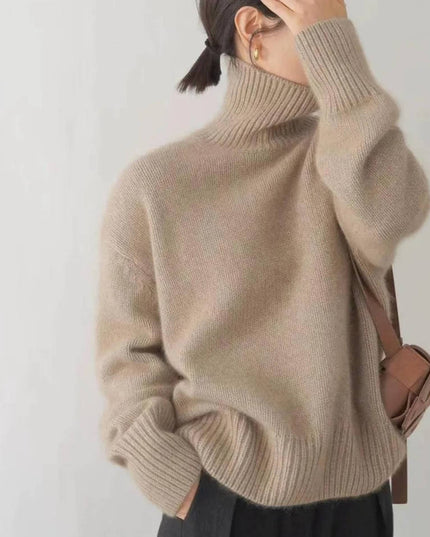 Women's Ribbed Turtleneck Pullover in a Boxy Fit