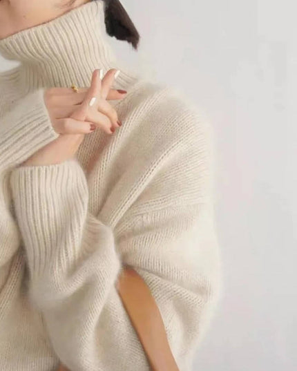 Women's Ribbed Turtleneck Pullover in a Boxy Fit