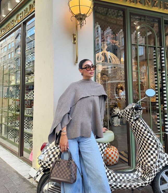 Women's Short Length Draped Scarf Collar Winter Coat