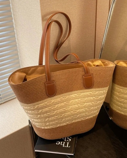 Women's Straw Tote Bag in a Two-Tone Weave