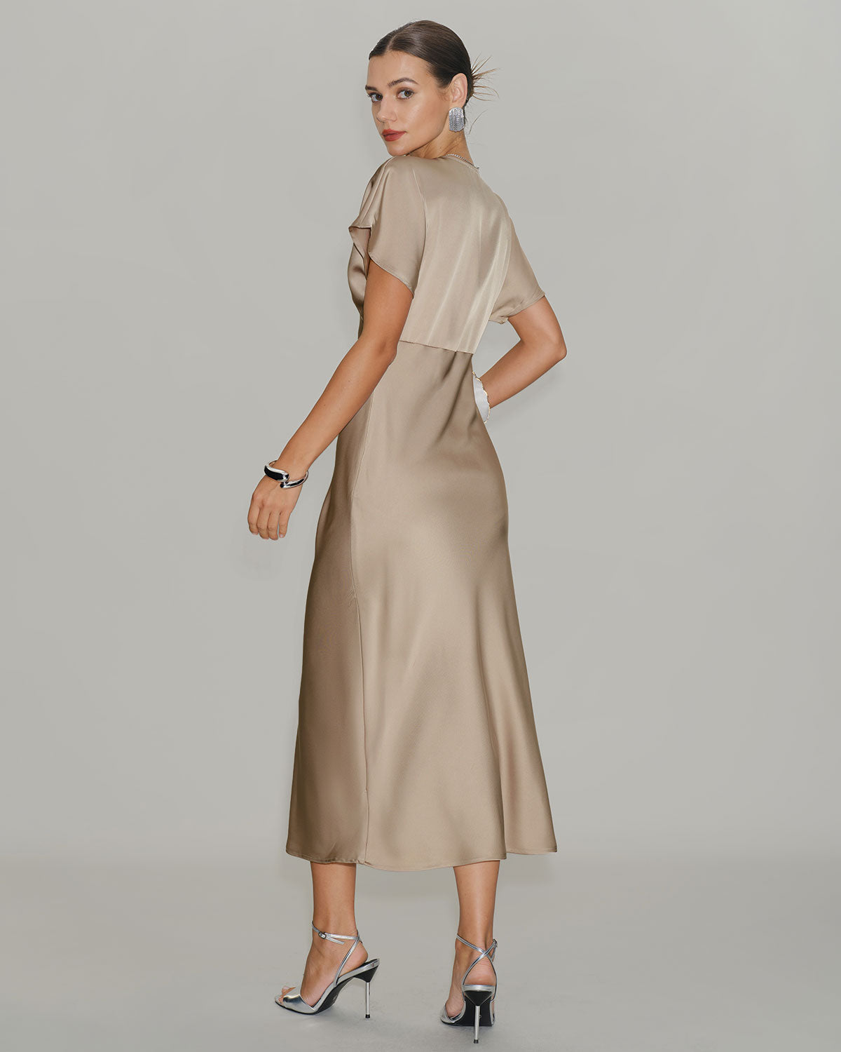 Women's V-Neck Tiered Summer Wedding Guest Midi Dress
